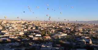 Kapadokya Bölgesini Eylül Ayında 320 Bin 696 Turist Ziyaret Etti