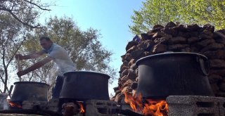 Gelenek Ve Görenekler Köy Düğünlerinde Yaşatılıyor