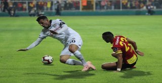 Spor Toto Süper Lig: Göztepe: 0 - Beşiktaş: 0 (İlk Yarı)