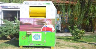 Kıyafet Kumbarasıyla Giyilmeyen Giysiler Yeni Sahiplerine Ulaşacak