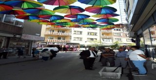 Ispartadaki Şemsiyeli Sokak, Belediye - Esnaf İşbirliğinde Güzelleştirilecek