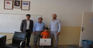 Elbeyli Belediye Başkanı Şimşekten Öğrencilere Kırtasiye Yardımı