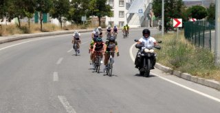 Yozgatta Yüzlerce Sporcu Türkiye Şampiyonası Yol Yarışlarında Pedal Çevirdi