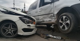 Kaza Yapan Aracın Çarptığı Kadın Ağır Yaralandı