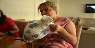 Kadınlar Lokalinde Örnek Davranış