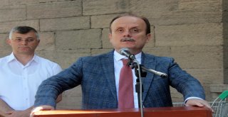 Atletizm Milli Takım Antrenörü Tunç İçin Tören Düzenlendi