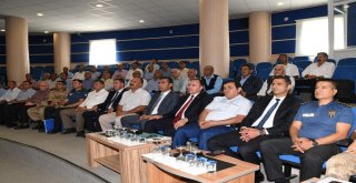 Vali Kalkancı Sincikte Köy Ve Mahalle Muhtarlarıyla Buluştu