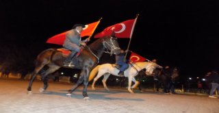 Karacasuda Atlı Fener Alayı