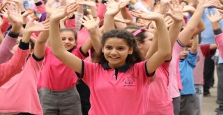 El Yıkamanın Önemini Bin 200 Öğrenci Dans Ederek Gösterdi