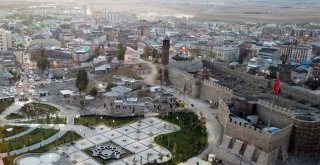 Büyükşehir Tarihi Erzurum Evlerini Restore Ediyor