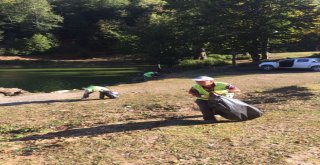 Gölün Çevresinden Bir Kamyon Çöp Çıktı