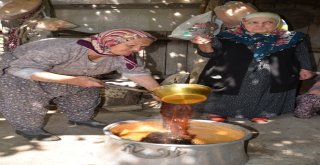Akseki Pekmezinin Lezzeti Toprağından Geliyor