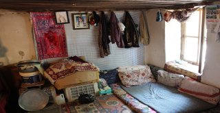 Büyükşehirden Konteyner Ev Ve Eşya Yardımı