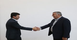Başkan Toçoğlu, Subü Rektörü Sarıbıyık İle Bir Araya Geldi