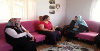 Bayan Kamçı Hacılar İlçesinde