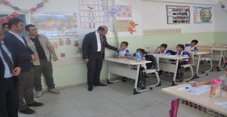 Kaymakam Işıktaş Onarılan Okulları Gezdi