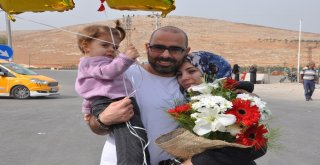 Suriyeli Baba Kızı Ve Eşine 2 Yıl Sonra Kavuştu