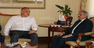 Bakan Ersoydan Turizmcilere Uyarı