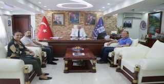 Kamil Saraçoğlu: Kütahya Belediyesinin Kapısı Herkese Açık