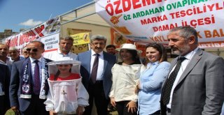 Ardahanda Bal Festivali Coşkusu