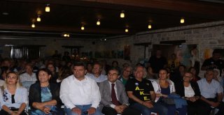 Kuşadasında “ Depremle Yaşamak “ Konferansı Düzenlendi