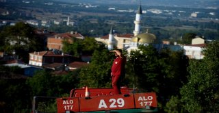 Yerleşim Alanına Yakın Yerde Çıkan Yangın Büyümeden Söndürüldü