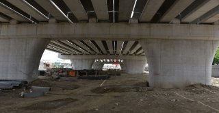 Salihlide Köprülü Kavşağın Altı Otopark Olarak Kullanılacak