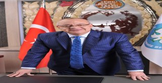 Manisada Bayramda Kırmızı Otobüsler Ücretsiz