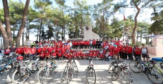Zafer Bayramında 50 Kilometre Pedal Çevirdiler