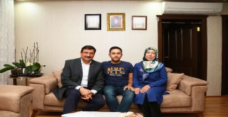 Keçiörende Şehit Ve Gazi Aileleri Unutulmadı