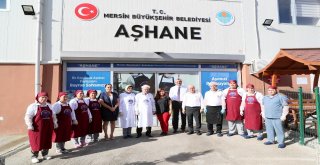Empati Günlerinde Yemek Pişirdi