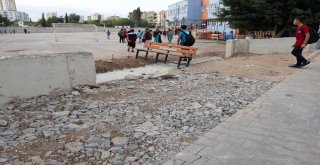 Velilerin Yola Açılan Kapı İsyanı