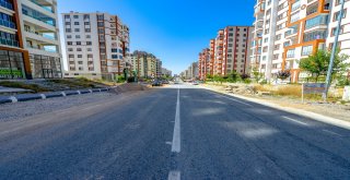 Gülay Caddesinde Çalışmalar Devam Ediyor