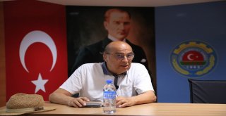 En İyi Zeytinyağını Üretmek İçin Toplandılar