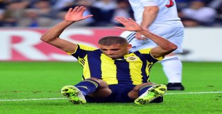 Uefa Avrupa Ligi: Fenerbahçe: 0 - Spartak Trnava: 0 (İlk Yarı)