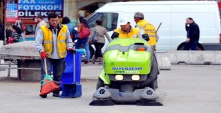 Başkent Köşe Bucak Temizleniyor