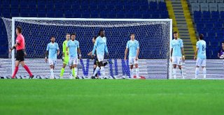 Spor Toto Süper Lig: Medipol Başakşehir: 0  - E. Y. Malatyaspor: 1 (İlk Yarı)