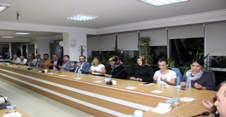 Veysel Eroğlundan, Ak Partiye Ziyaret