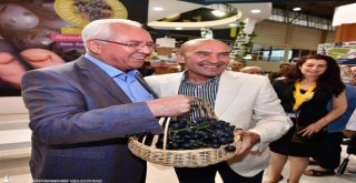 Başkan Soyer Fuarda İzmir Turu Attı