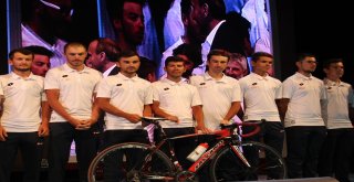 Minikler 15 Temmuzu İşaret Diliyle Anlattı