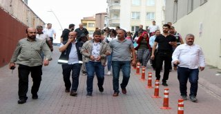 Hırsızlık Şüphelisi Kadın Sağlık Kontrolüne Kundaktaki Bebeğiyle Geldi