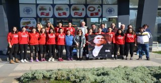 Başkan Işıktan, Çiçeklidedespor Voleybol Takımına Kahvaltı