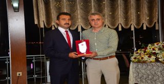 Savcı Ve Hakimlere Veda Yemeği