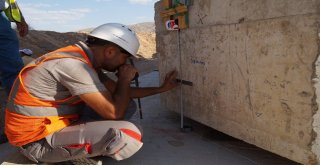 Tarihi Artuklu Hamamı Yerine İndirildi