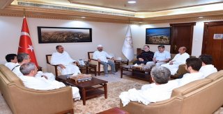 Adalet Bakan Gül, Mekkede Diyanet İşleri Başkanı Erbaşı Ziyaret Etti