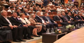 Ahmet Davutoğlu: Hekimlik Mesleği En Asli Ve En Asil Meslektir”