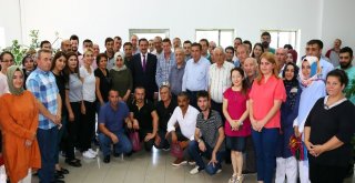 Başkan Ak Çalışanlarının Doğum Gününü Kutladı