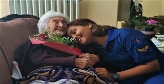 Askerlerden 104 Yaşındaki Şehit Kızına Vefa