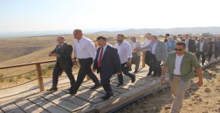 Kültür Ve Turizm Bakanı Ersoydan Şanlıurfalılara Müjde
