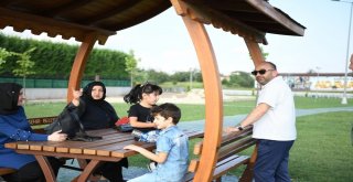 Kartepenin Gerdanlığın Yakışır Kafe